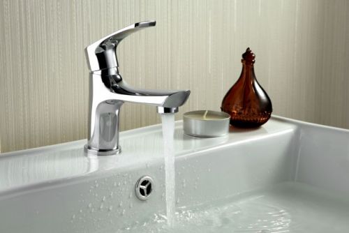 Смеситель Lemark Plus Shape LM1706C для раковины (цвет хром)